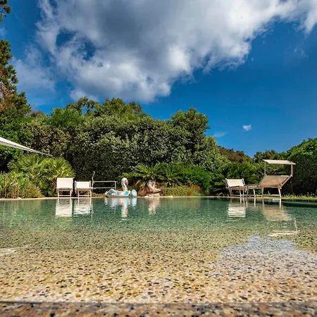 Aquamarina, Nel Parco Con Piscina Privata E Privacy Assoluta 빌라 *